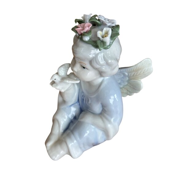 Porcelain Angel Cherub Crown Of Flowers Holding Dove Bird Figurine Home Decor - Picture 4 of 11